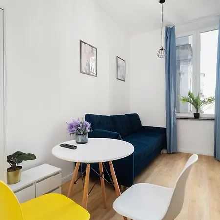 Centrum 1 7 Prochnika 21 Ξενοδοχείο με διαμερίσματα