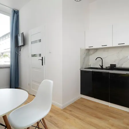 Centrum 1 7 Prochnika 21 Aparthotel