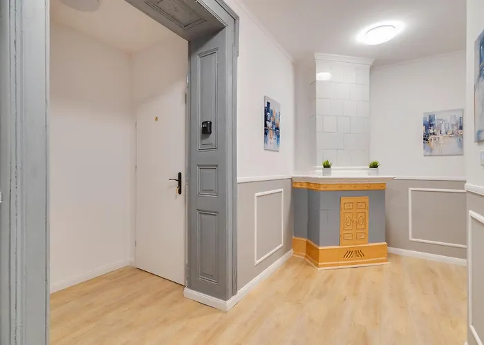 Lejlighedshotel Centrum 1 7 Prochnika 21 3*